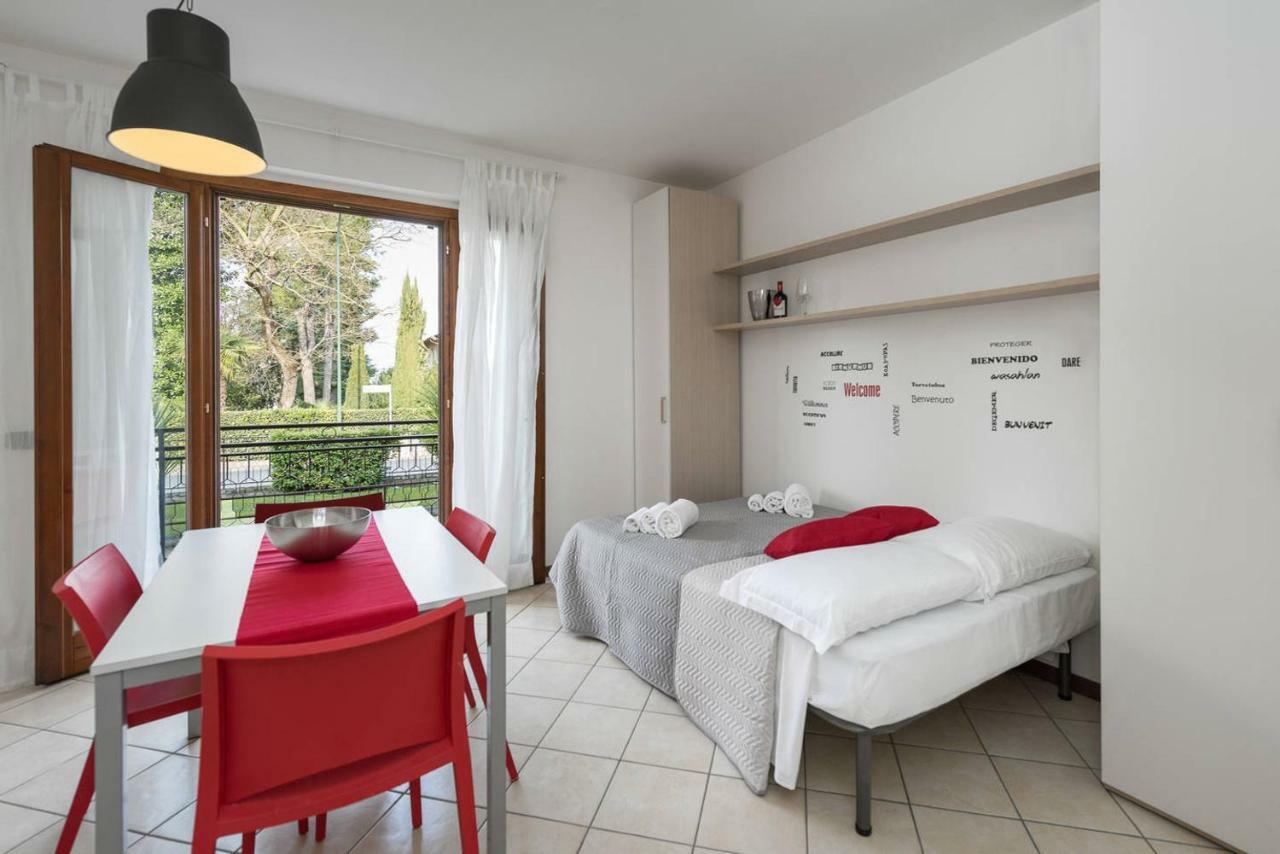San Benedetto di Lugana 2 Apartment Peschiera del Garda Bagian luar foto